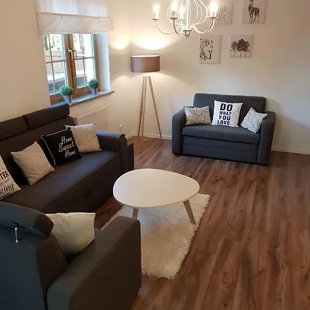 Apartment Na Podgorzu 6 *